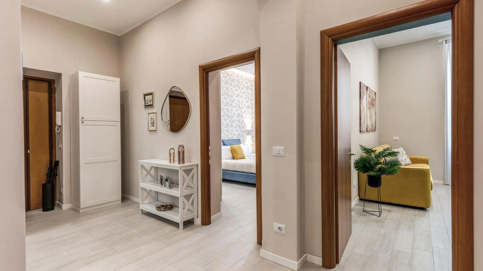 Pretorius Charming New Apt Rome Apartment